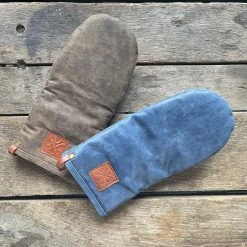 Patina Stores Outdoor Fun Leather Oven Mitt