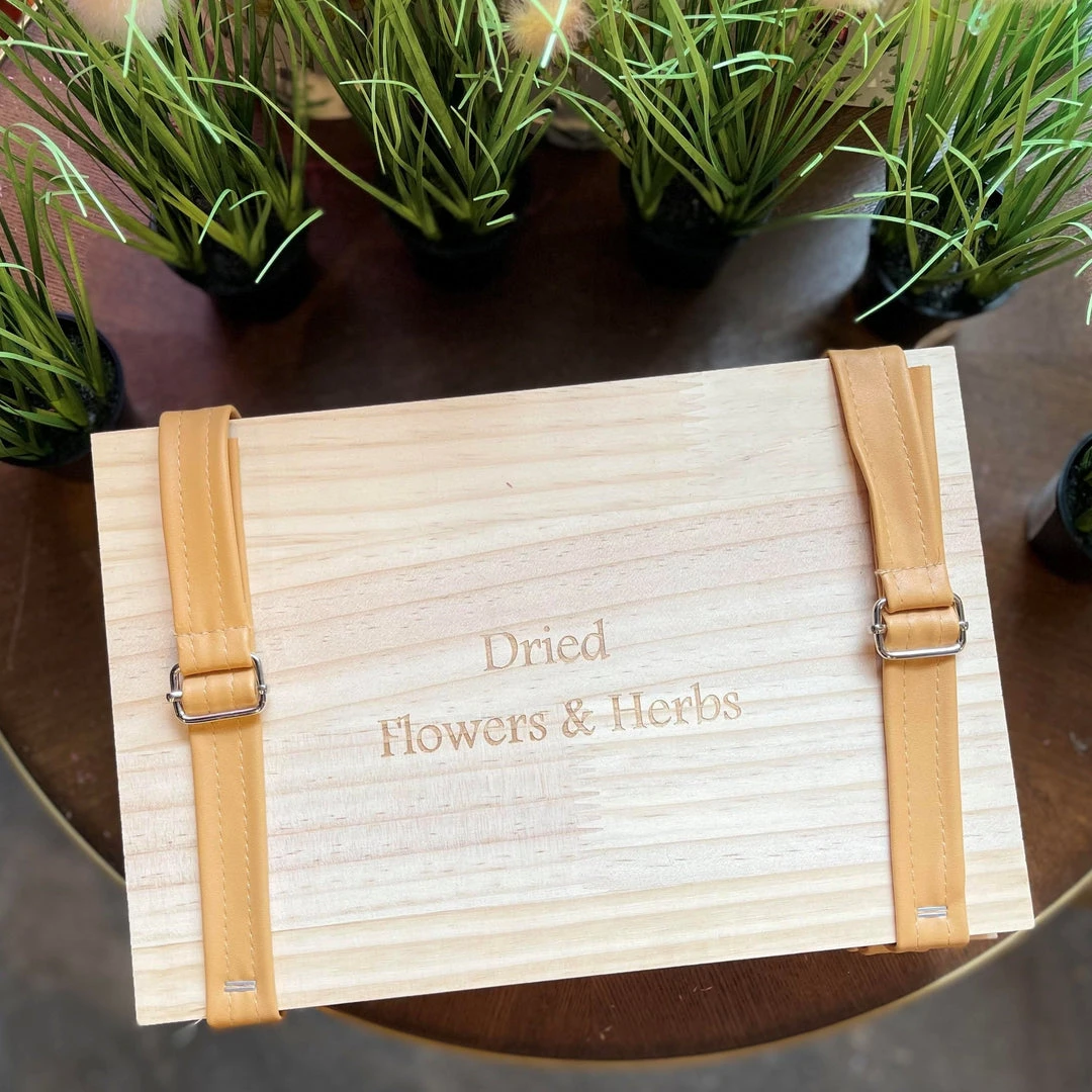 Patina Stores Outdoor Fun Dried Flower & Herb Press 1 Patina Stores Outdoor Fun Dried Flower & Herb Press