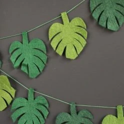 Patina Stores Decor Monstera Leaf Garland